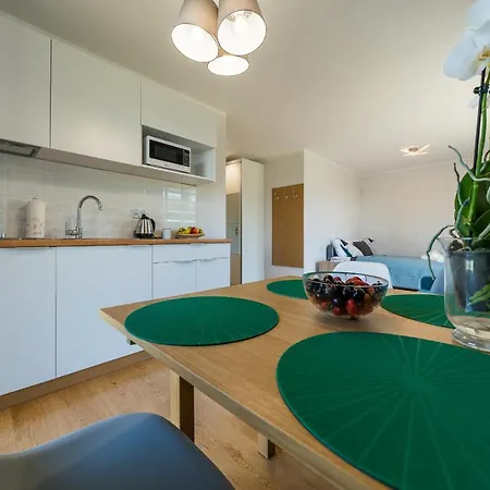 Privatunterkunft House