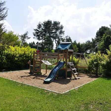 Privatunterkunft House