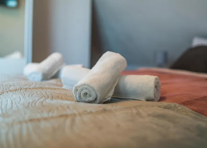 בית אירוח House