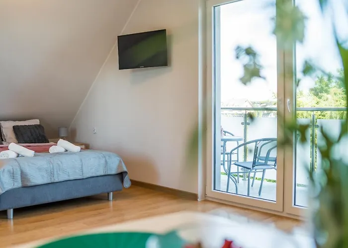 House ホームステイ *