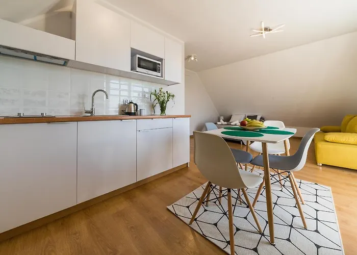 House ホームステイ *