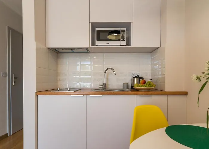 House בית אירוח קארוויה