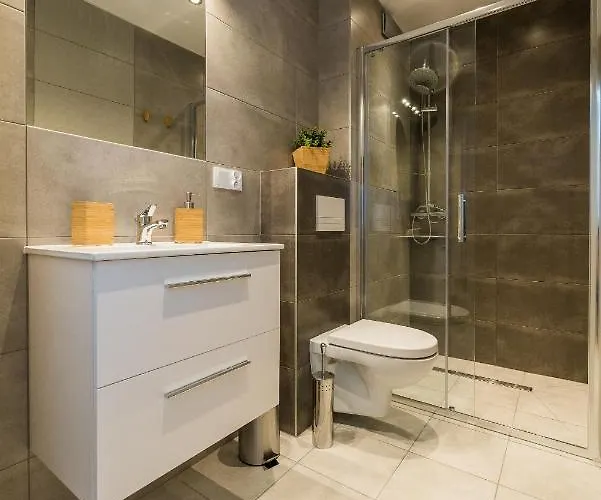 House ホームステイ *