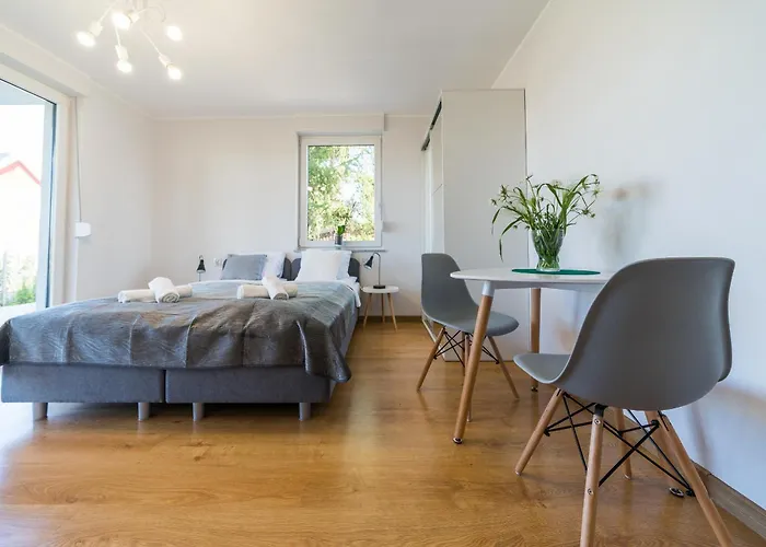 בית אירוח House *